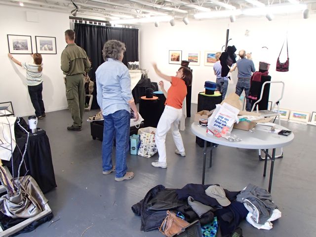 Hanging the show